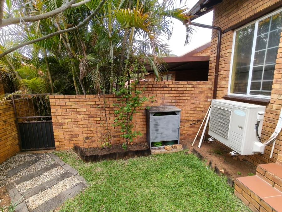 3 Bedroom Property for Sale in Safari Gardens North West